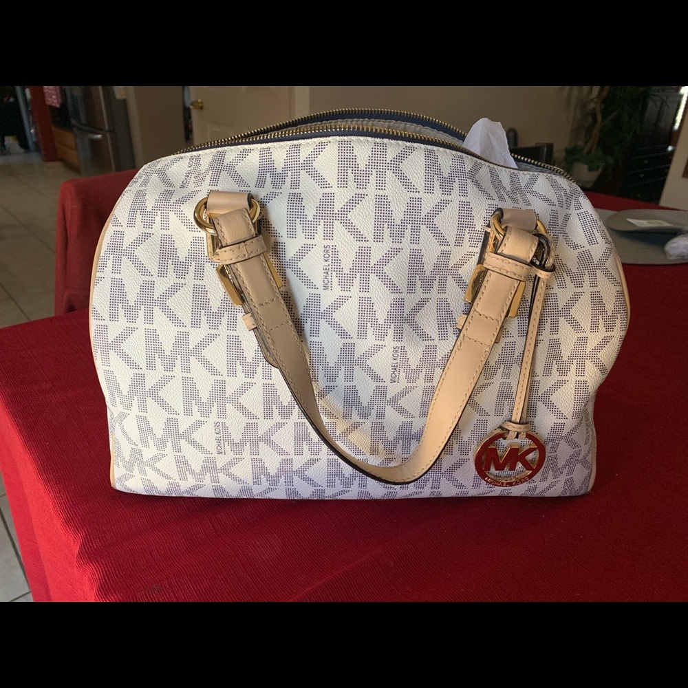 Michael Kors purse